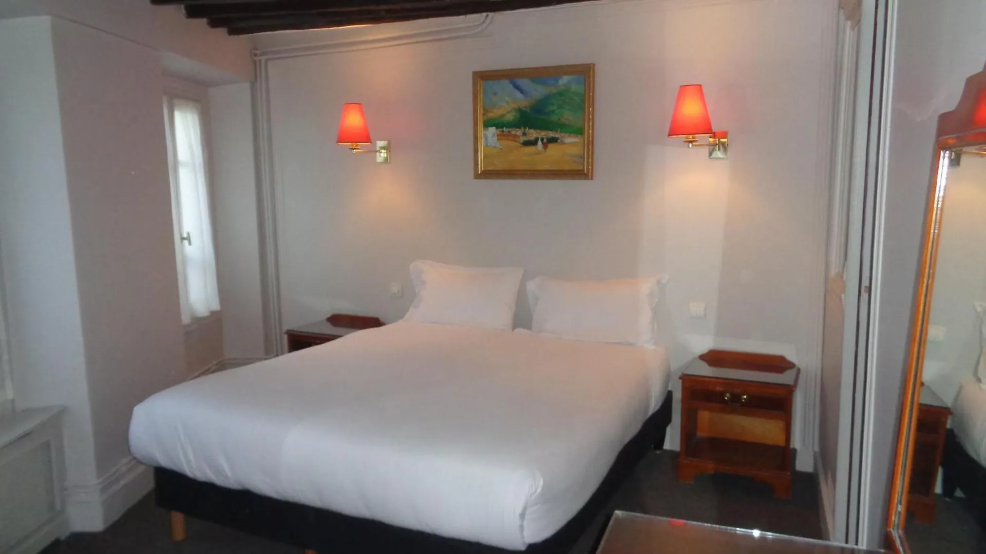 Hotel Les Degres De Notre Dame Parijs