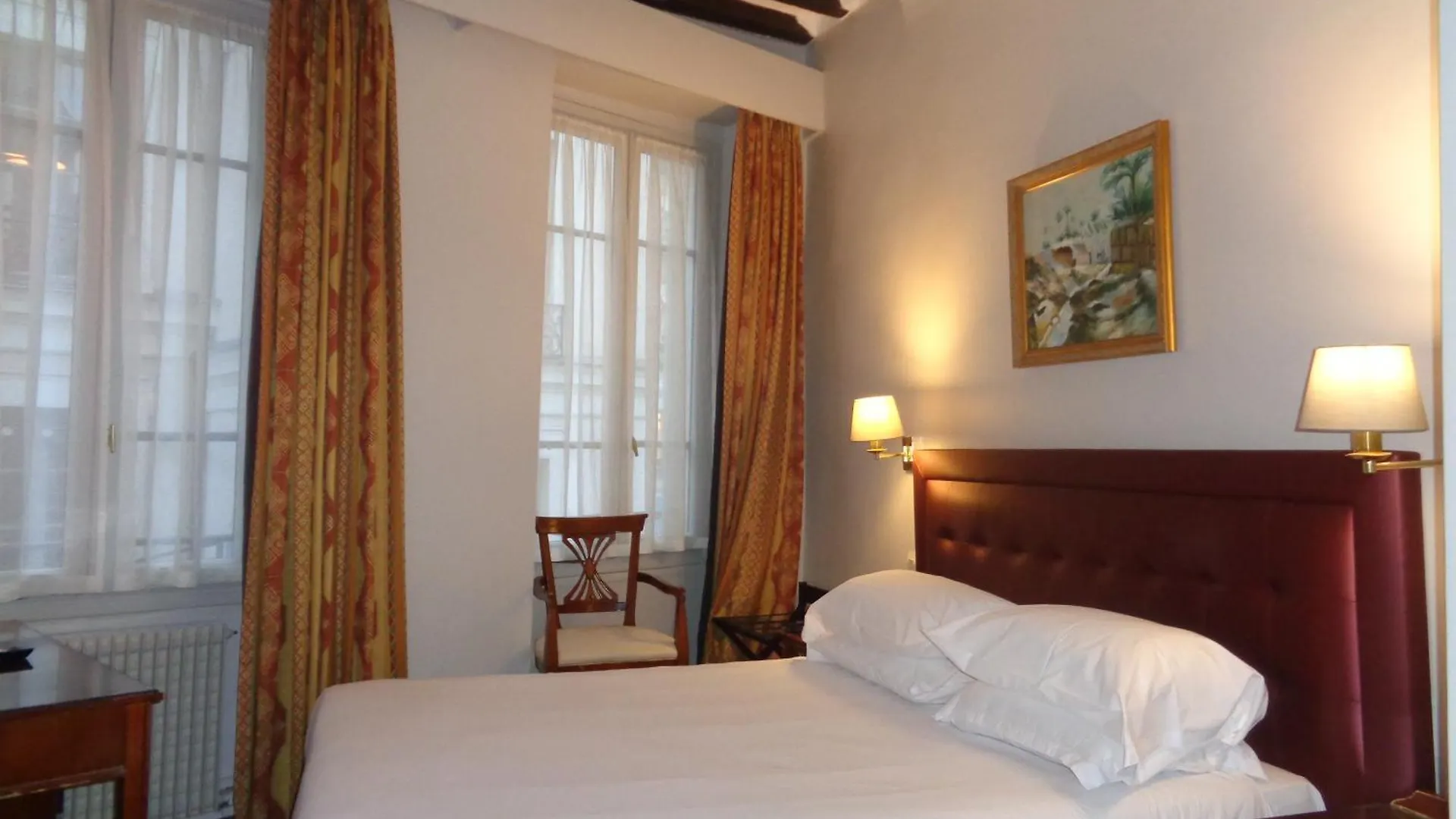 Hotel Les Degres De Notre Dame Parijs