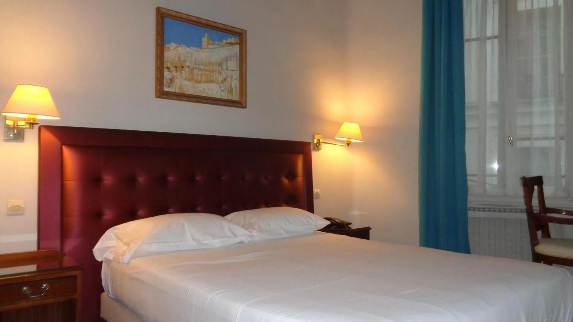 Hotel Les Degres De Notre Dame Paris